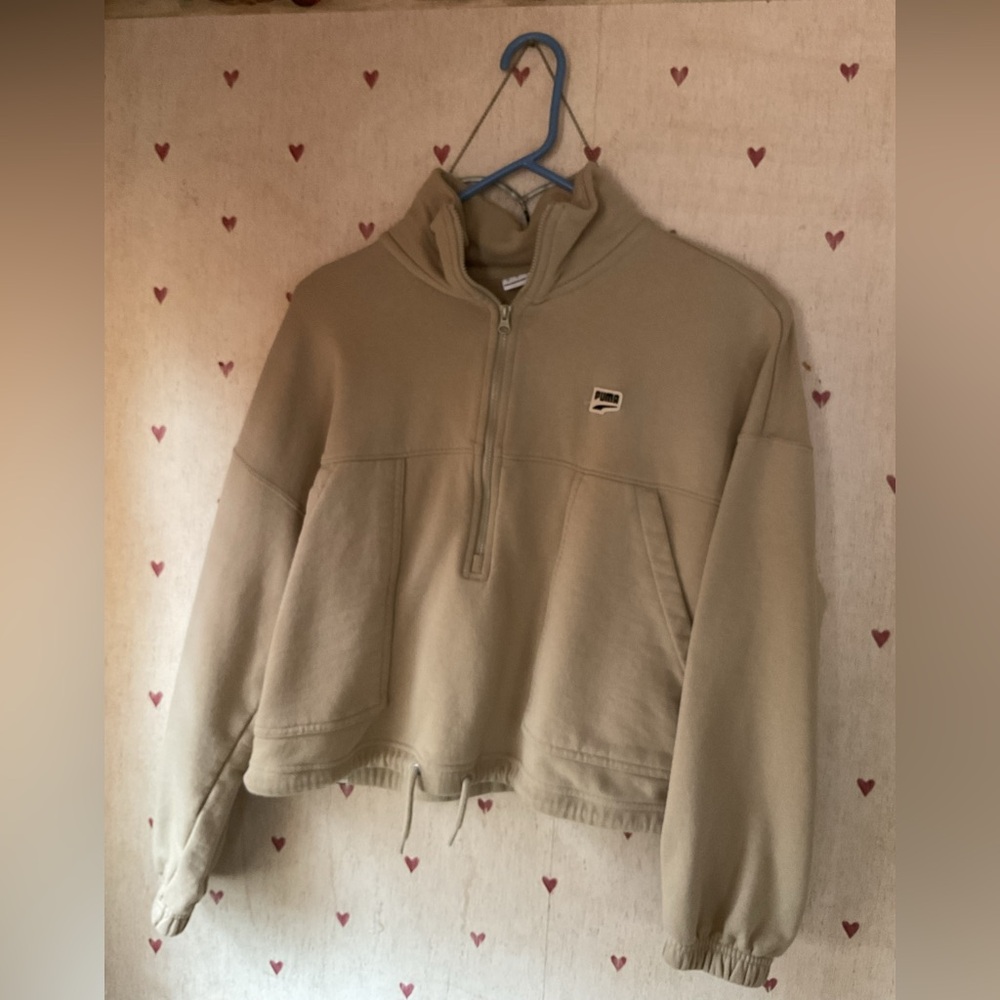 Puma Top. Pullover